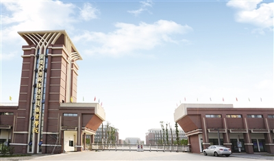 重庆福彩助匠走进资环学院 助学子实现梦想