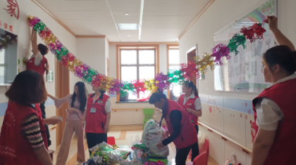 与爱童行 合创幸福 福彩助力爱心课堂