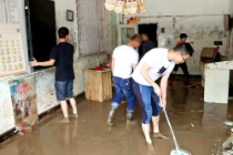 闻“汛”而动勇立“潮”中 抗洪救灾我们在一起