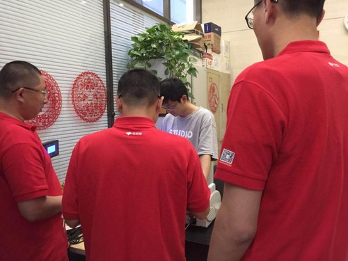 111走近双色球现场 先选几注心仪号码 111走近双色球现场 先选几注心仪号码