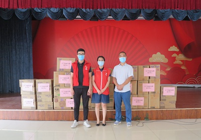 江门福彩中心 “六一”节前夕慰问福利院儿童1 江门福彩中心 “六一”节前夕慰问福利院儿童1