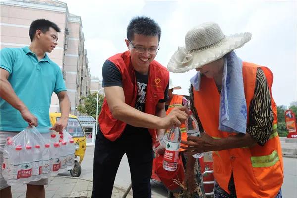 点滴爱心暖沂蒙 体彩志愿服务让临沂更有“温度”4