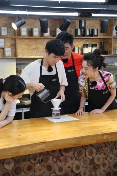 《为幸福喝彩》6 《为幸福喝彩》6