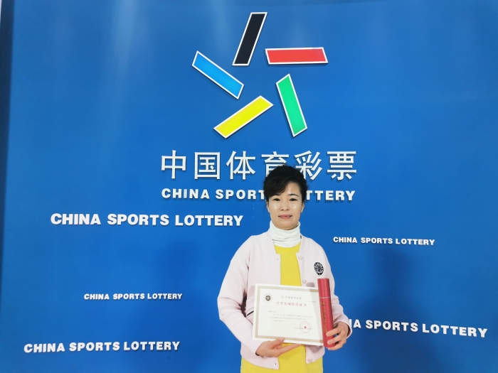 内蒙古两地体彩观摩团分赴开奖现场2