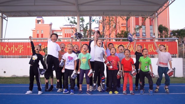 体彩助力乡村小学棒球队夺冠圆梦1 体彩助力乡村小学棒球队夺冠圆梦1