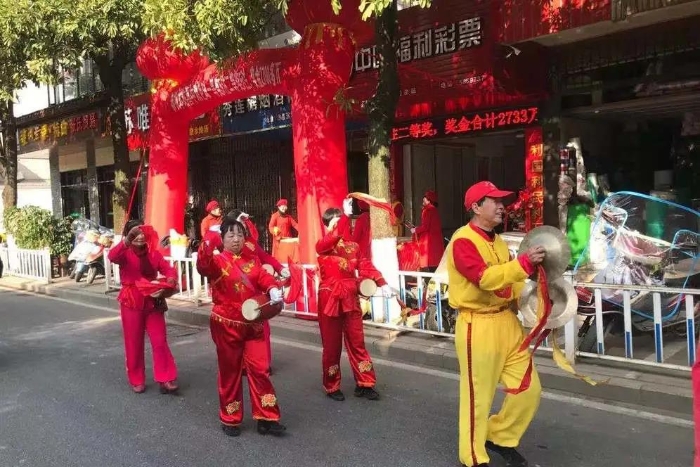 2733万巨奖得主2 2733万巨奖得主2