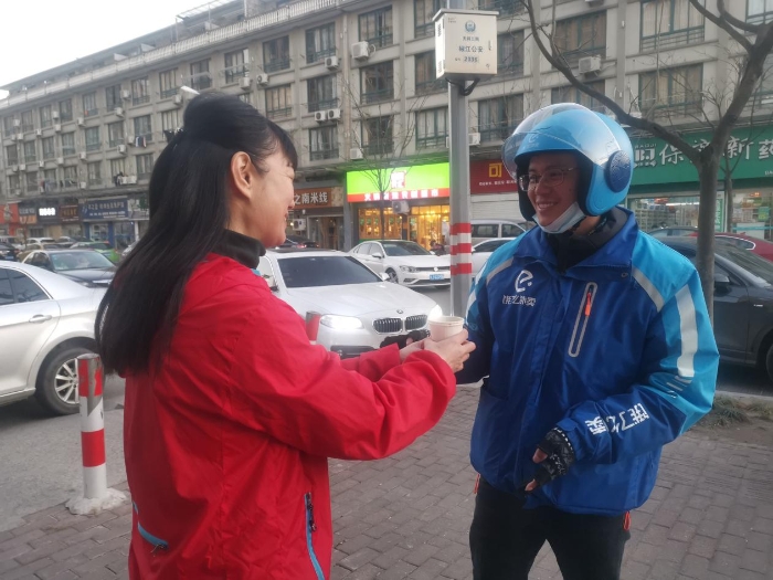 爱心驿站送温情 一杯姜茶暖人心2 爱心驿站送温情 一杯姜茶暖人心2