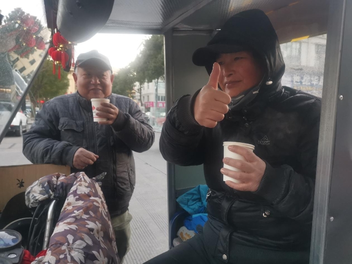 爱心驿站送温情 一杯姜茶暖人心4 爱心驿站送温情 一杯姜茶暖人心4