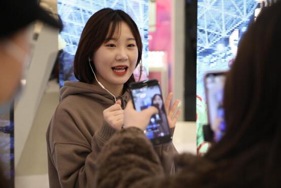 “体彩之光 温暖启程”8