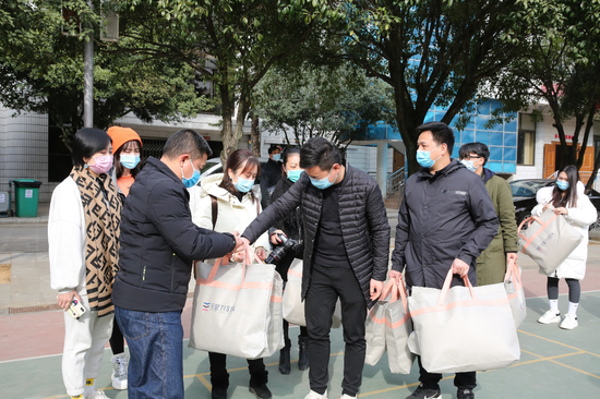 公益金“大手笔”投入 困难群体直接受益8 公益金“大手笔”投入 困难群体直接受益8