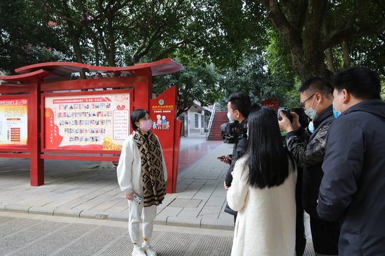 公益金“大手笔”投入 困难群体直接受益98 公益金“大手笔”投入 困难群体直接受益98