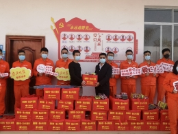 广西福彩连续5年举办 “福彩情·爱心年夜饭”——230份大盆菜温情满满 留邕过年也能感受浓浓年味