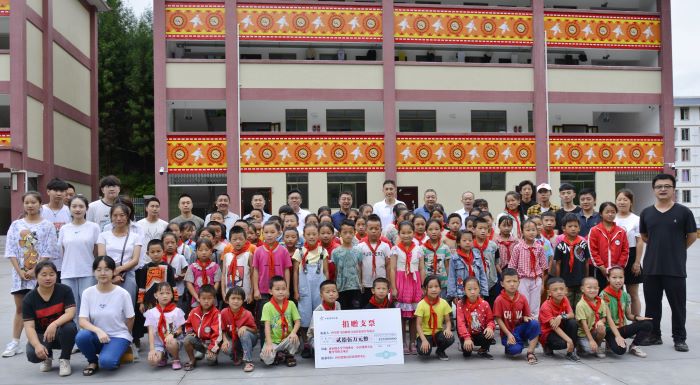 脱贫攻坚中的四川体彩力量3 脱贫攻坚中的四川体彩力量3