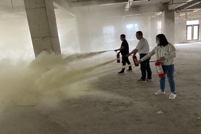 天水市福彩中心开展消防应急演练活动2