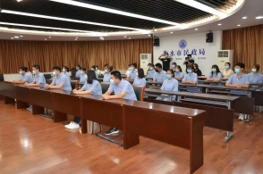 河北多地举行福彩助学金发放仪式