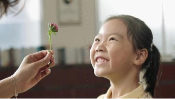 福彩双色球，送你一朵小红花