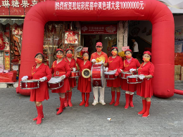 汉口夫妻各开一店，两店连中双色球大奖