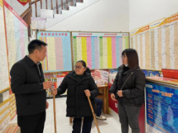 身残志坚，感恩福彩——记文山州53071663号福彩销售网点销售员卜建华