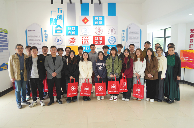 DSC08294 拷贝_副本.jpg DSC08294 拷贝_副本.jpg