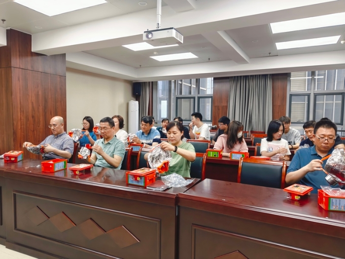 徐州福彩开展2024“安全生产月”专题学习