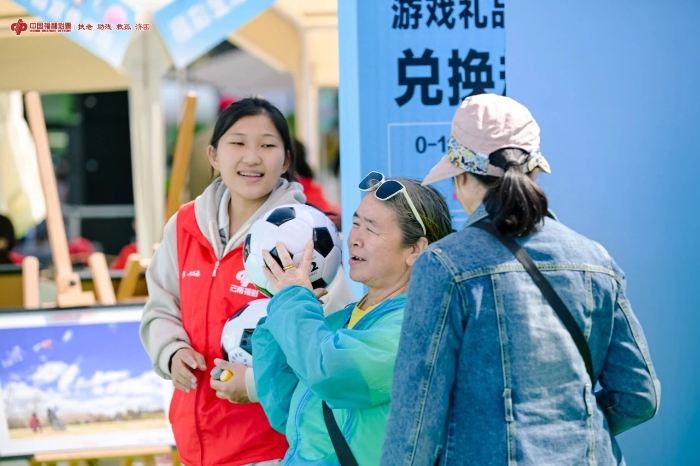 云南福彩开展快乐8游戏地推宣传活动2 云南福彩开展快乐8游戏地推宣传活动2