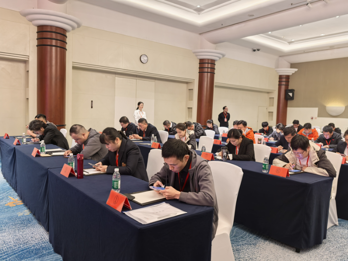 江苏省福利彩票市场管配员技能“大比武”2 江苏省福利彩票市场管配员技能“大比武”2