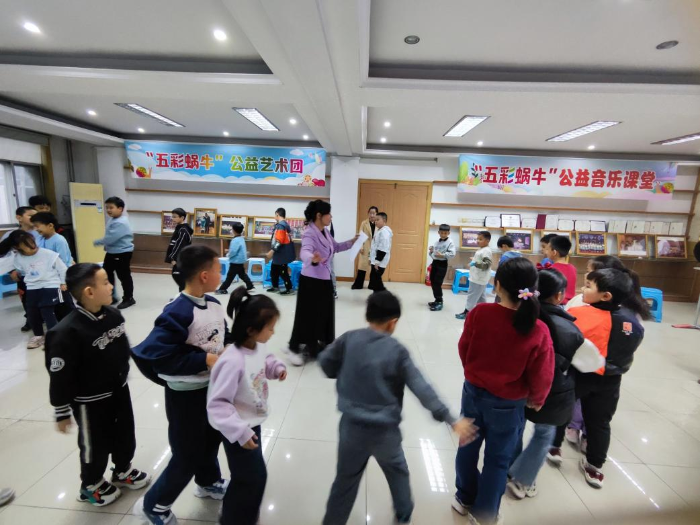 济宁福彩“五彩蜗牛”公益艺术团3 济宁福彩“五彩蜗牛”公益艺术团3