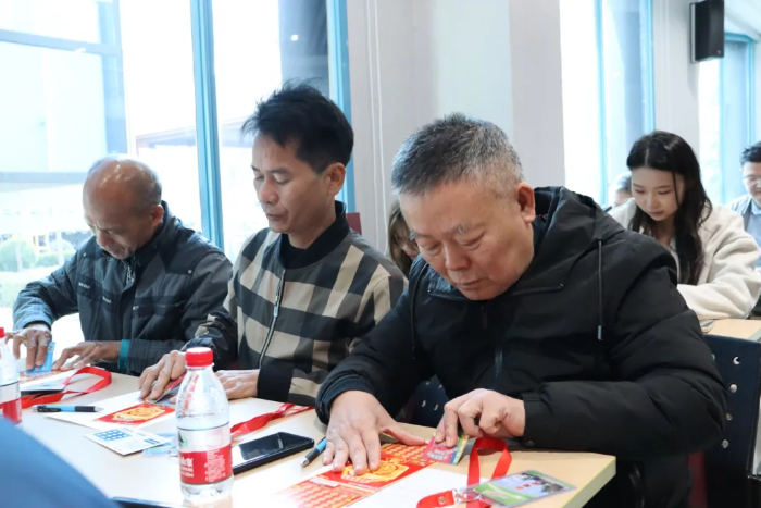 零距离观摩刮刮乐彩票诞生2 零距离观摩刮刮乐彩票诞生2