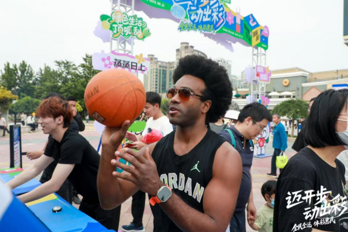 【0924发布】新“迈开步,动出彩”点亮蓝色港湾 北京体彩品牌推广活动圆满落幕624 【0924发布】新“迈开步,动出彩”点亮蓝色港湾 北京体彩品牌推广活动圆满落幕624