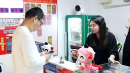 京城暖心驿站：90后女孩的体彩公益之路