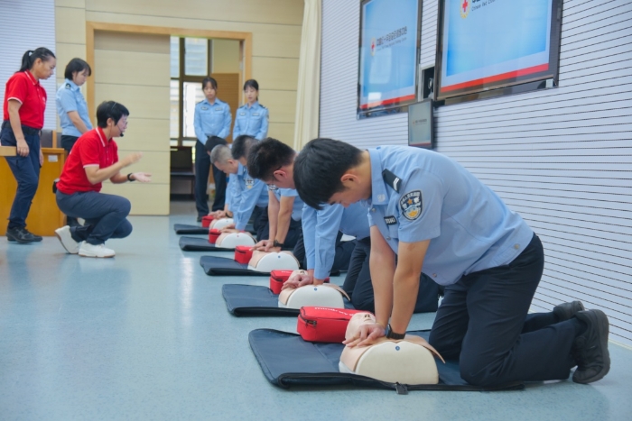 q20251111_03 q20251111_03