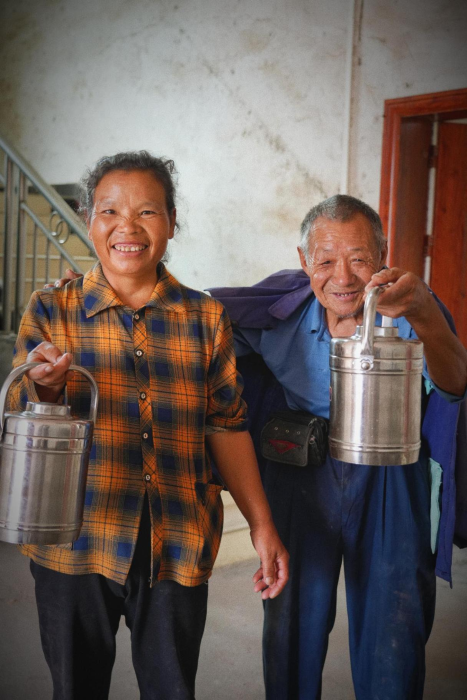 (老年食堂开展上门送餐服务) (老年食堂开展上门送餐服务)