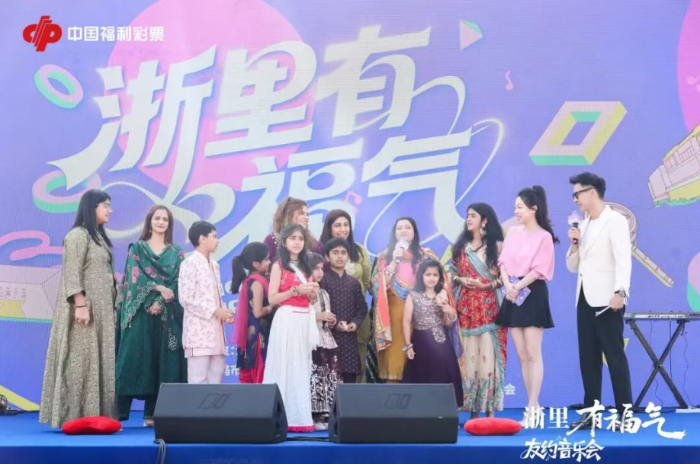 00301221374_5e5db571 00301221374_5e5db571