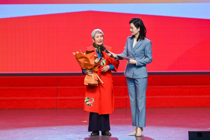 1523806985597952 1523806985597952