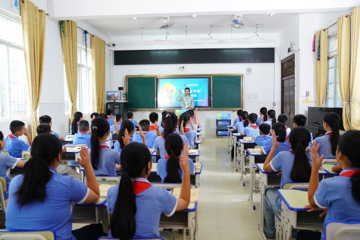 微信图片_2025-12-12_103551_717 微信图片_2025-12-12_103551_717