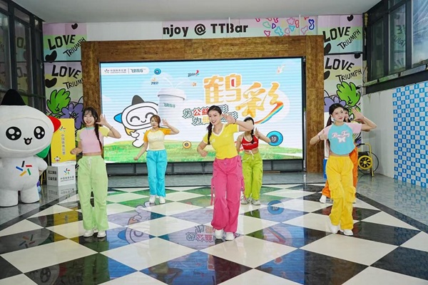 15181648779438-7 15181648779438-7