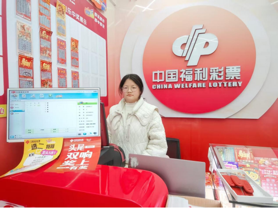 恩施00后：我的幸运小店正式启航