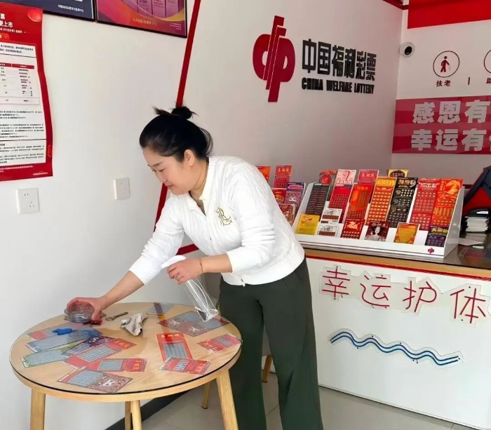 1612057069917184 1612057069917184