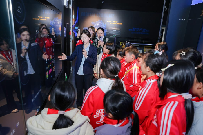 1774836799200777 1774836799200777