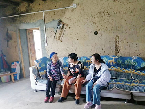 重庆巫溪：驻村书记暖心纾困 福彩急难金惠及困难群众