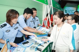体彩进四平路街道 多部门联动筑牢社区安全防线