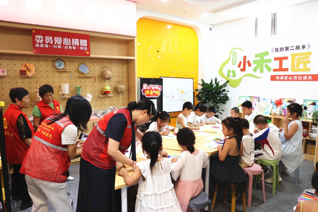 福彩暖童心 他乡亦故乡——福彩公益金赋能铅山“天使驿站”守护流动儿童成长