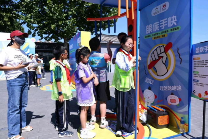 9.5中华慈善日|“迈开步 动出彩·田园趣运动”在西山农场欢乐举行766 9.5中华慈善日|“迈开步 动出彩·田园趣运动”在西山农场欢乐举行766