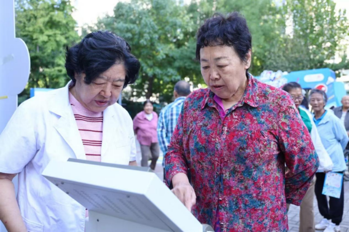 北京体彩“迈开步 动出彩·运动嘉年华”走进太阳宫与新街口467 北京体彩“迈开步 动出彩·运动嘉年华”走进太阳宫与新街口467