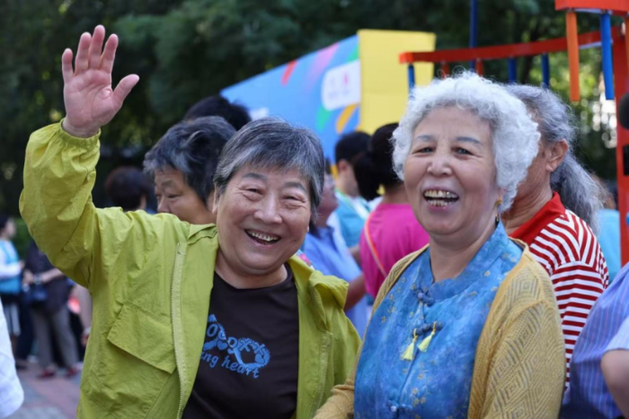 北京体彩“迈开步 动出彩·运动嘉年华”走进太阳宫与新街口595 北京体彩“迈开步 动出彩·运动嘉年华”走进太阳宫与新街口595