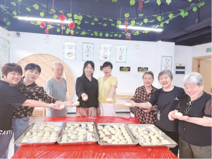 一灶火，一盏灯，一节扶手 福彩公益金点亮宁德银发生活